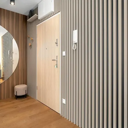 Apartment Modern In Downtown With Balcony By Renters Poznan